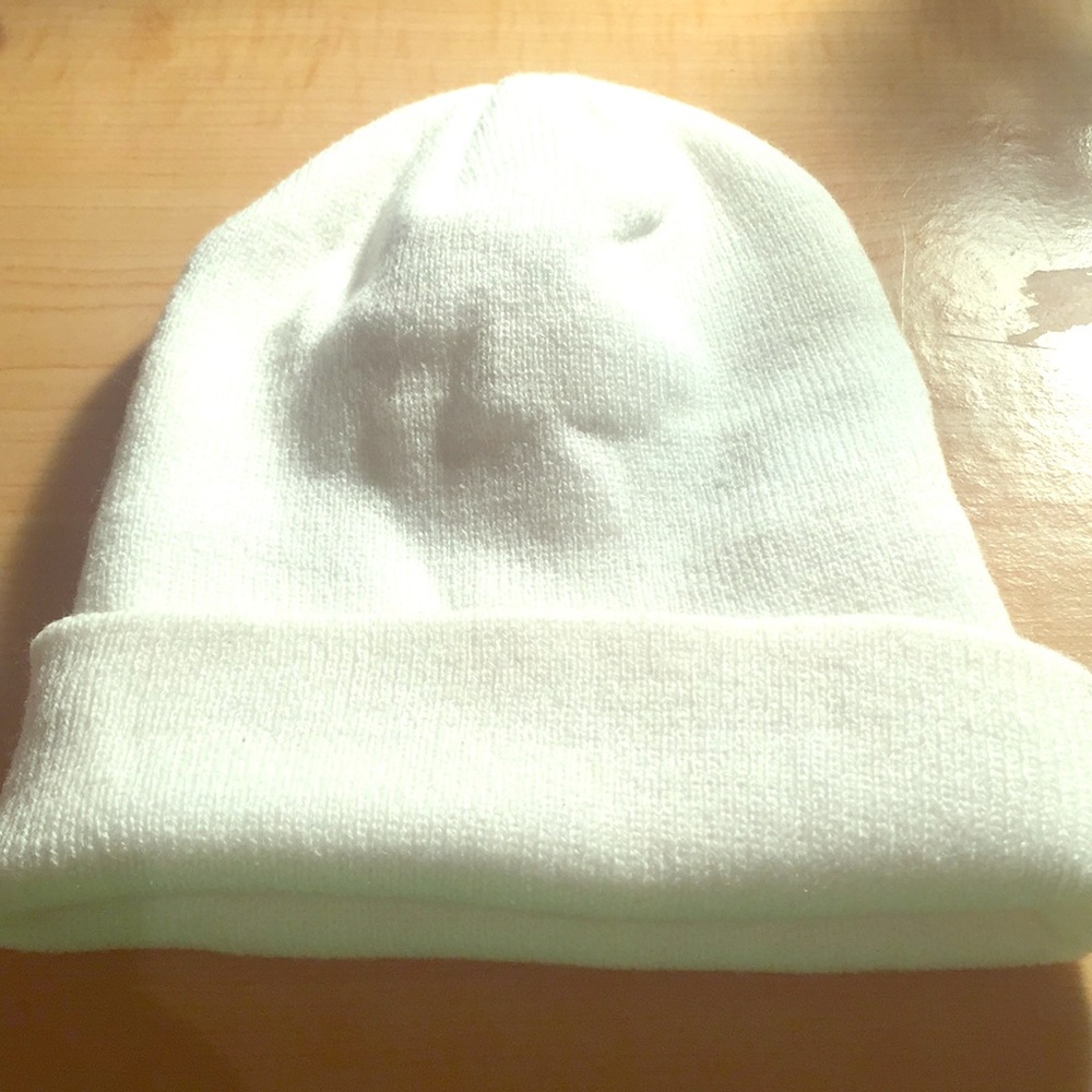 Super cute warm beanie!